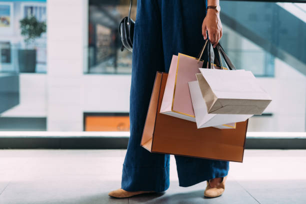 Simple Shopping Strategies That Help Americans Save More